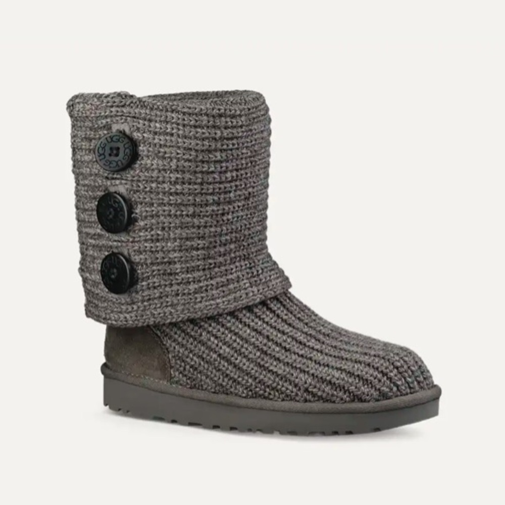 UGG classic cardy boots